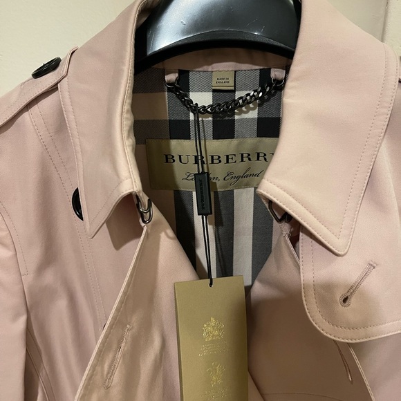 Burberry Sandringham Ice Pink Trench Coat New With Tags - Picture 5 of 10